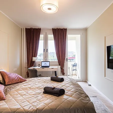 Stock Apartment