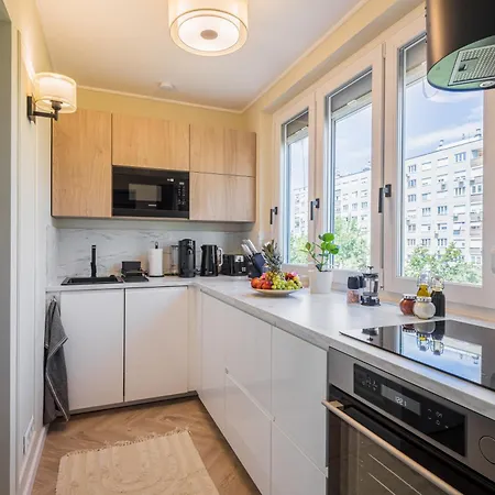Stock Apartment